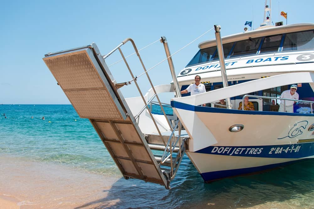 Excursiones en Lloret de Mar - paseo en barco